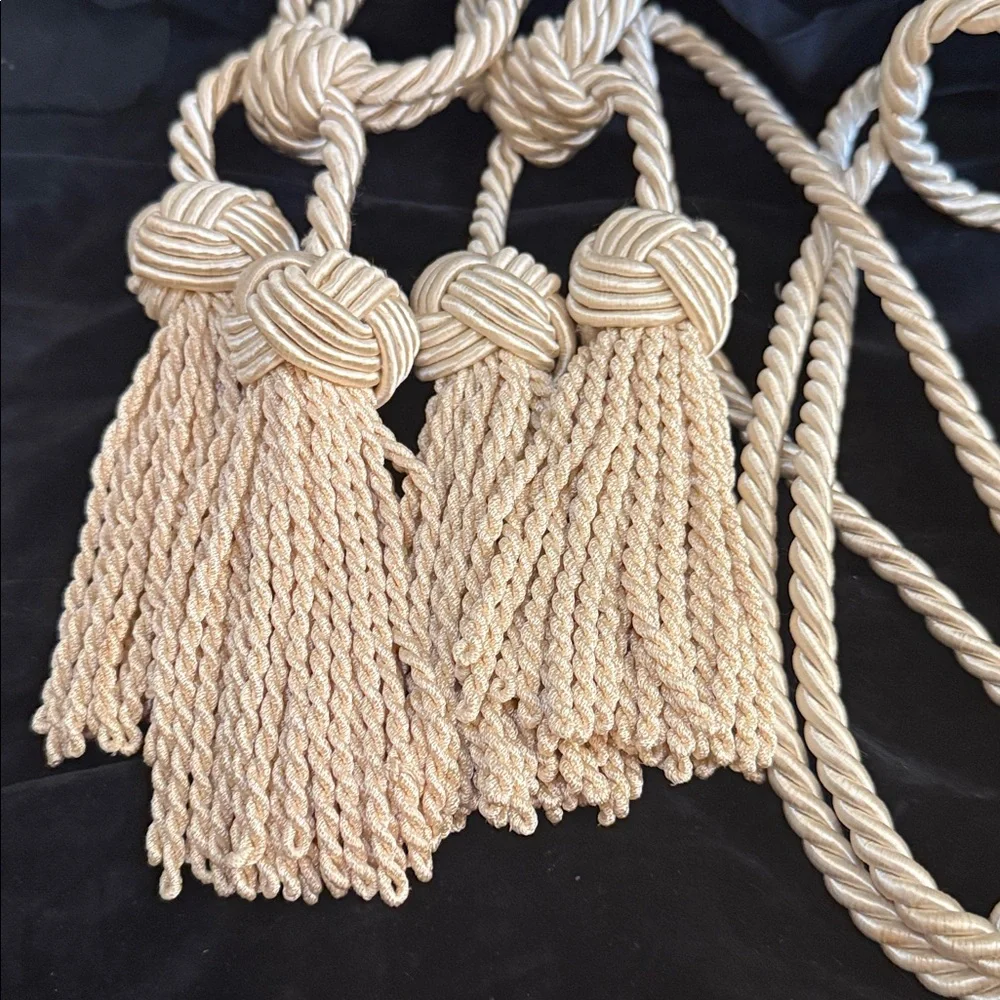 Elegant Cream Rope Tassels Rayon Curtain Drapery Tie Backs 4 Total ivory color